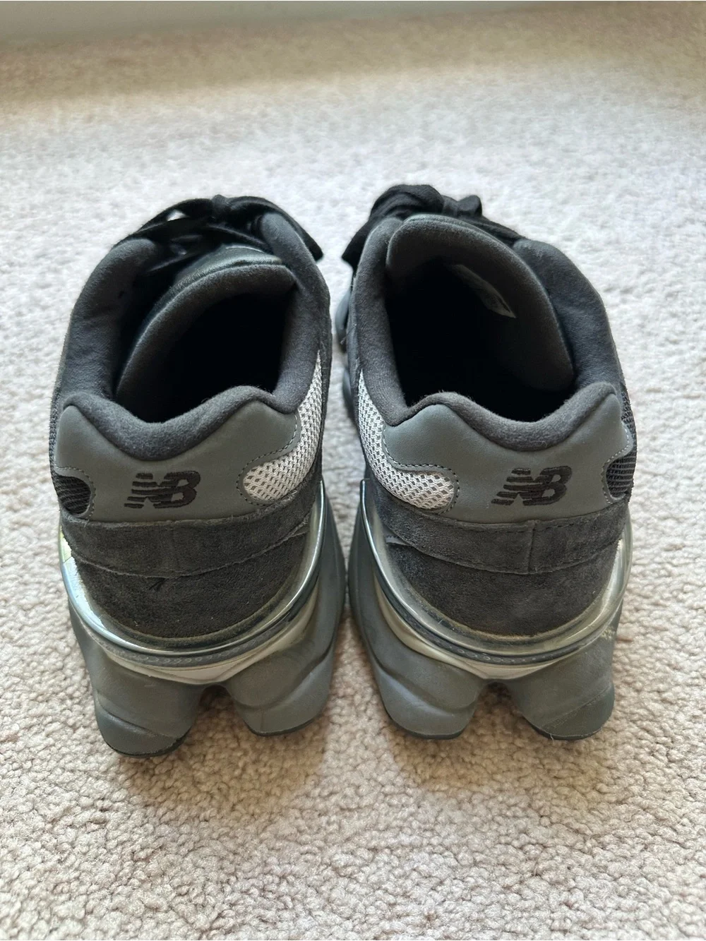 New Balance 9060 sneakers